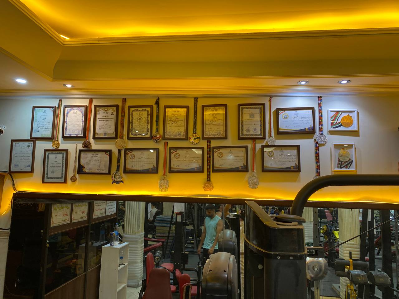 باشگاه تکین ۶